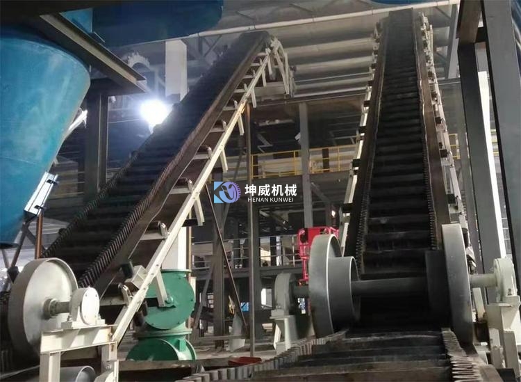 爬坡皮帶機 爬坡皮帶機